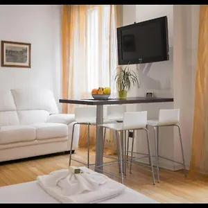 Dreaming Apartment