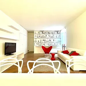 Ampia Moderna Casa Su 2 Piani Nel Cuore Di Appartamento