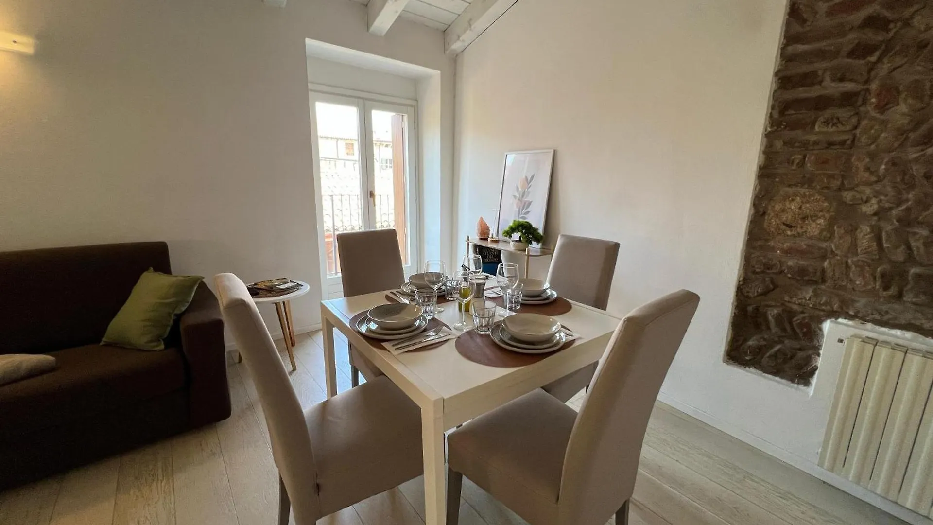 Casa Milu - Vicolo Satiro, Old Town Apartment Verona