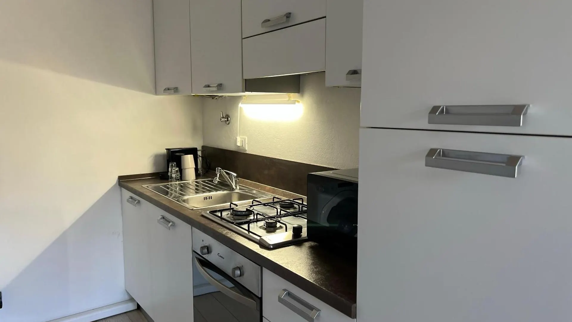 Casa Milu - Vicolo Satiro, Old Town Apartment Verona