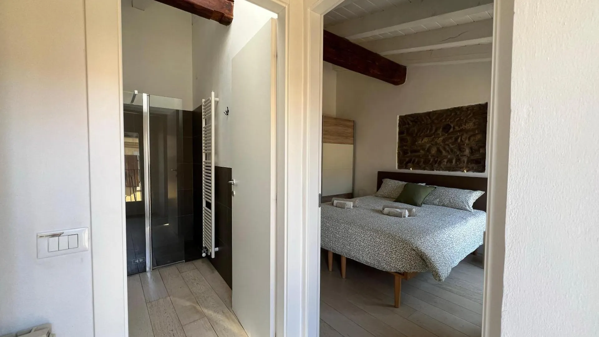 Casa Milu - Vicolo Satiro, Old Town Apartment Verona