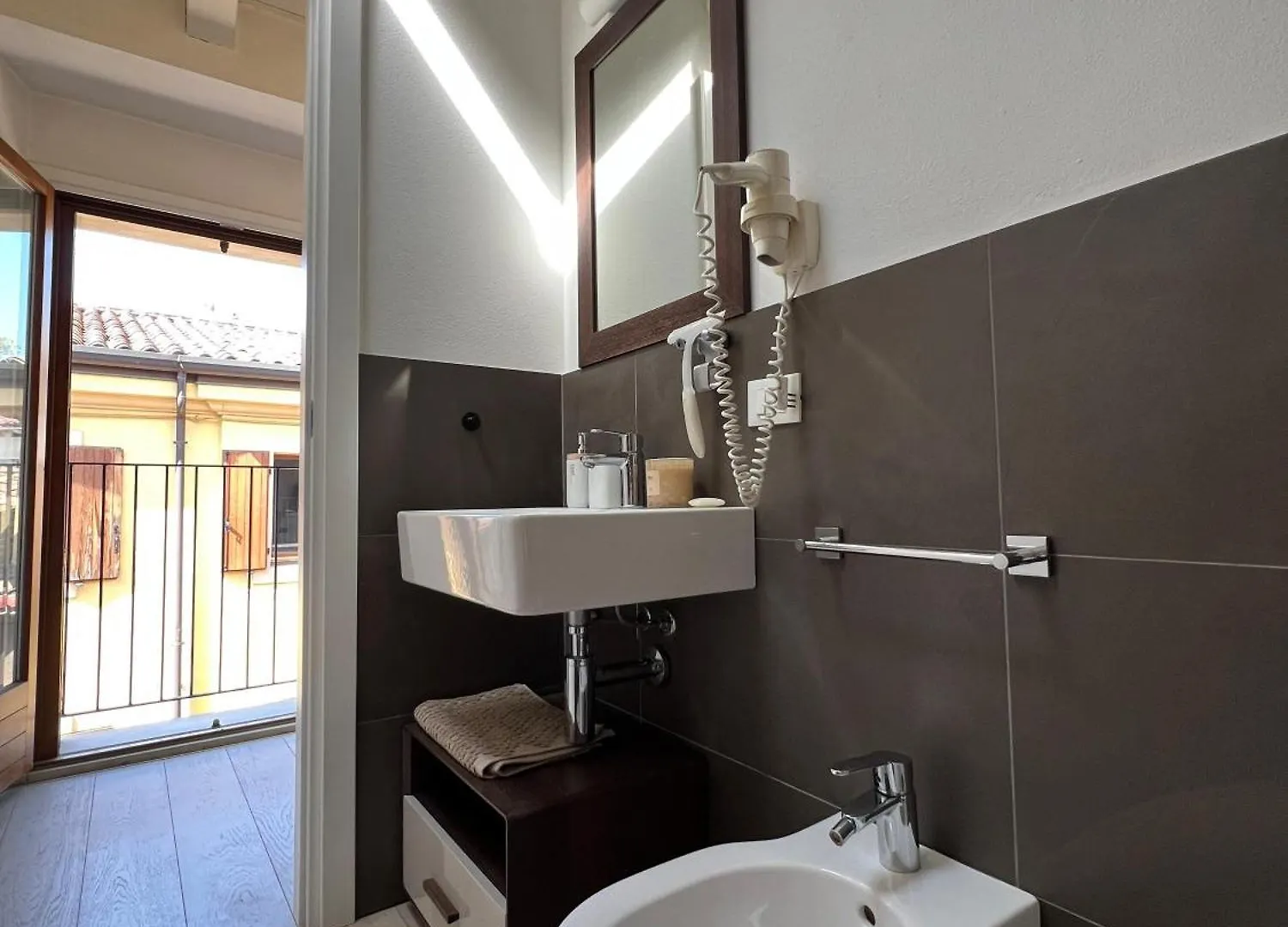 Casa Milu - Vicolo Satiro, Old Town Apartment Verona