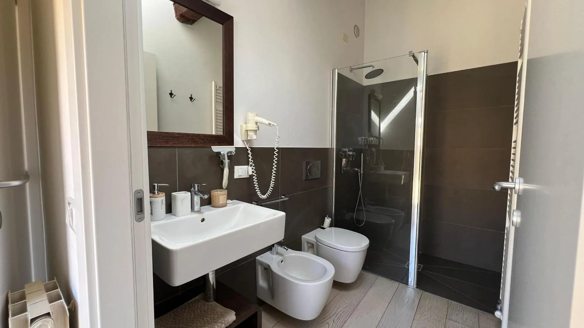Casa Milu - Vicolo Satiro, Old Town Apartment Verona Italy