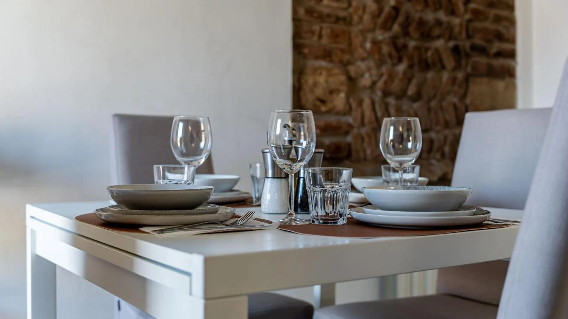 Casa Milu - Vicolo Satiro, Old Town Apartment Verona