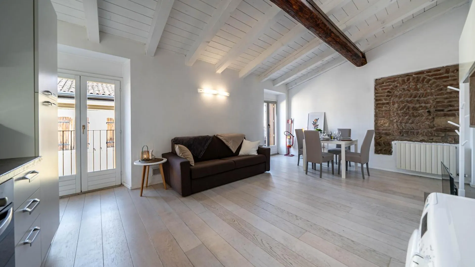 Casa Milu - Vicolo Satiro, Old Town Apartment Verona